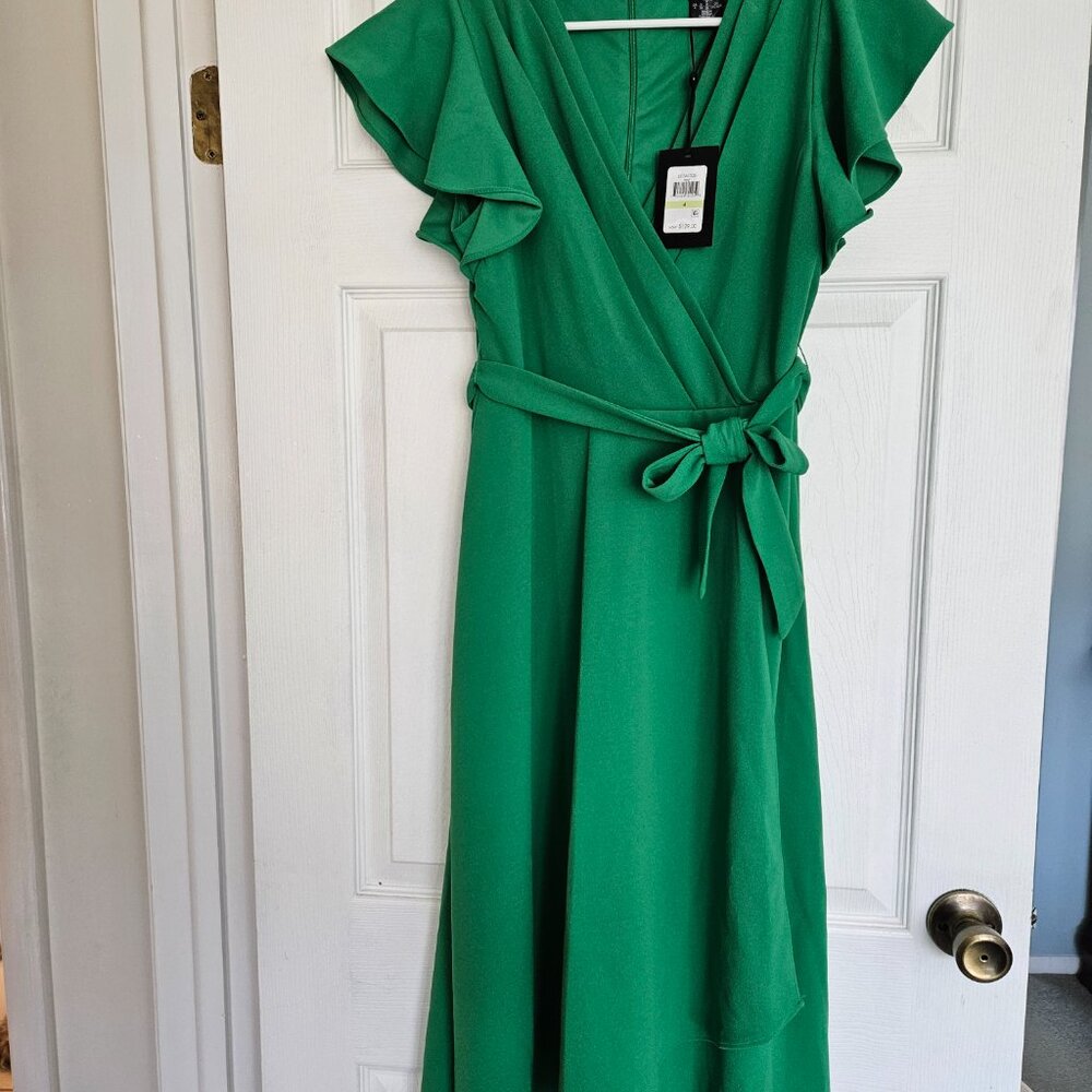 DKNY Faux wrap dress, High/Low, Apple green Size 4 New with tags - Picture 5 of 13